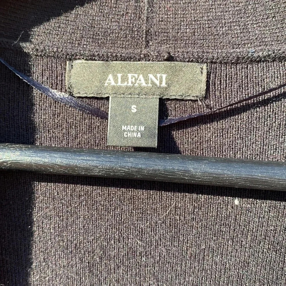 ALFANI size small zip up sweatshirt, nwt - Picture 2 of 3